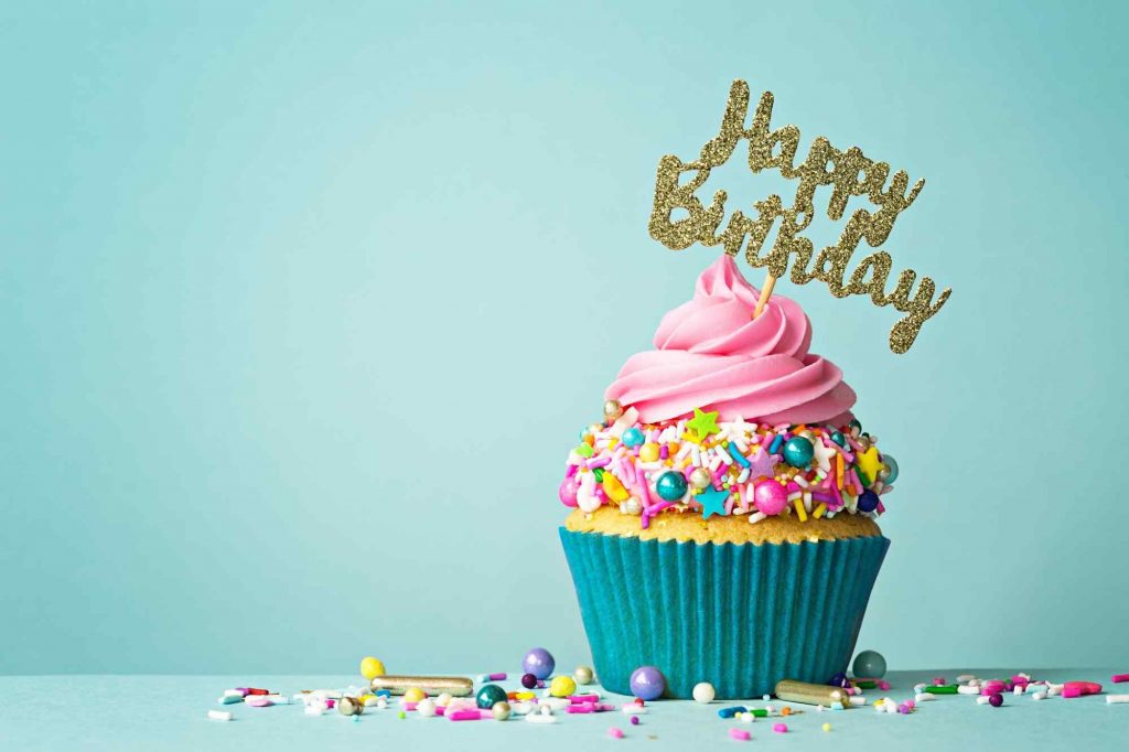 Happy birthday cupcake